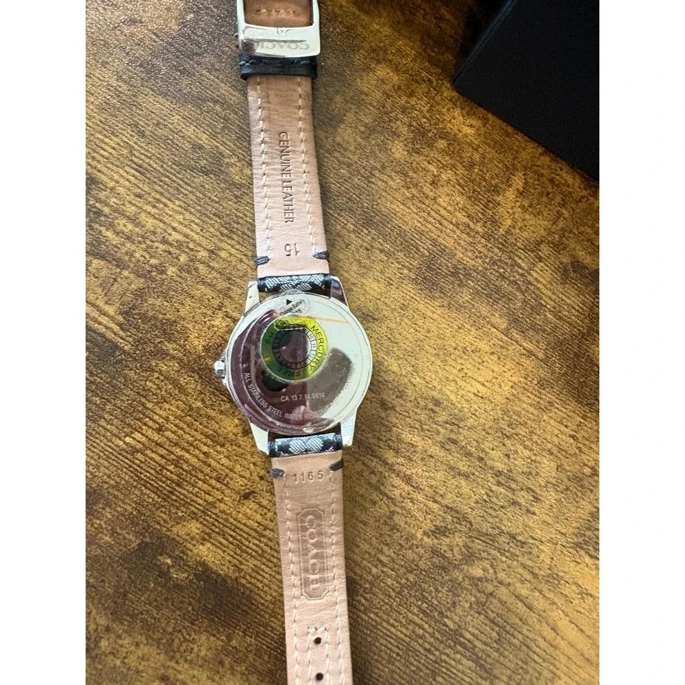 Coach Signature‎ C Leather Strap Watch Silver Tone W/ Box Needs Battery